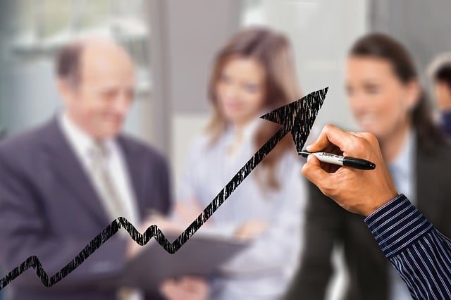 businessman-business-640x480-51940836.jpeg