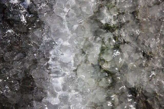 cold-water-therapy-640x480-56192882.jpeg