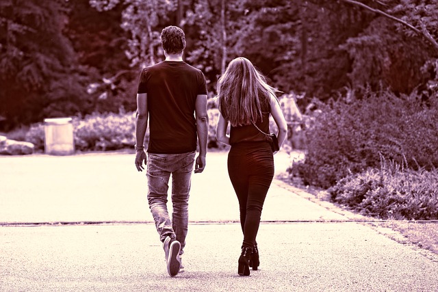 couple-640x480-36805154.jpeg