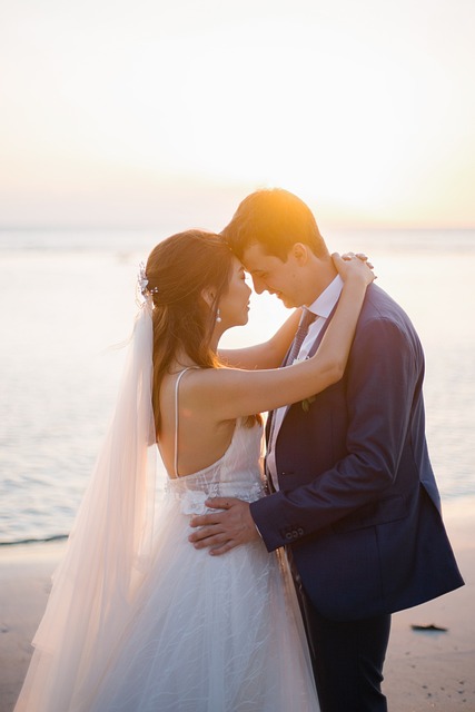 couple-640x480-47937427.jpeg