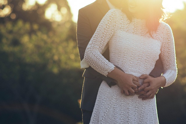 couple-640x480-91482312.jpeg