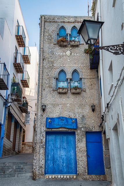 door-640x480-21409779.jpeg