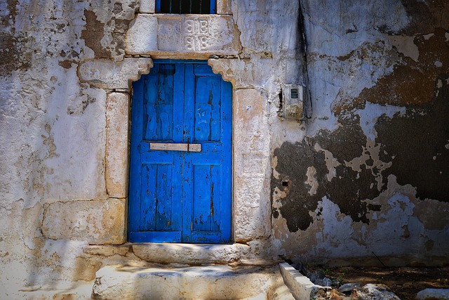 door-640x480-37927004.jpeg