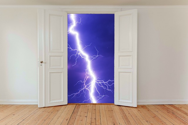 door-640x480-46982142.jpeg