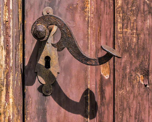 door-640x480-6380634.jpeg