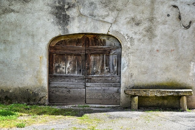 door-640x480-7886443.jpeg