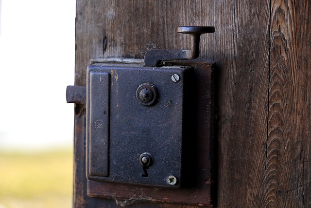 door-640x480-95525085.jpeg
