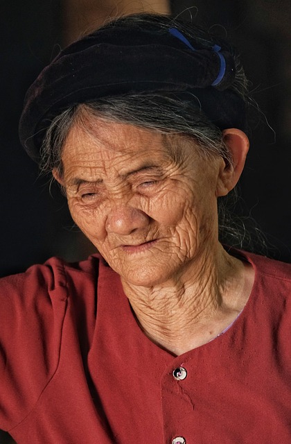 elder-people-senior-640x480-40224797.jpeg