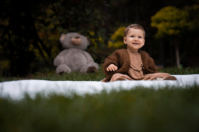 family-640x480-11688805.jpeg