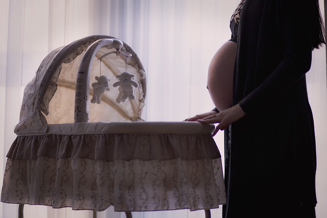 family-baby-pregnant-640x480-49958700.jpeg