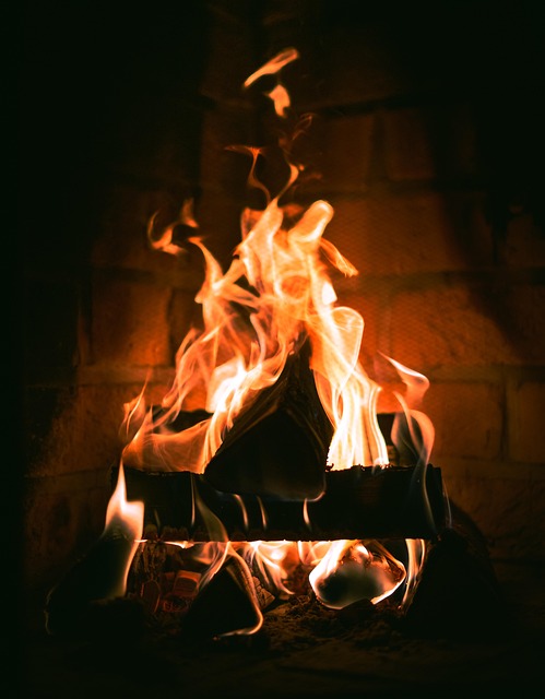 fireplace-640x480-69483775.jpeg