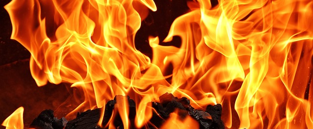 fireplace-640x480-71111467.jpeg
