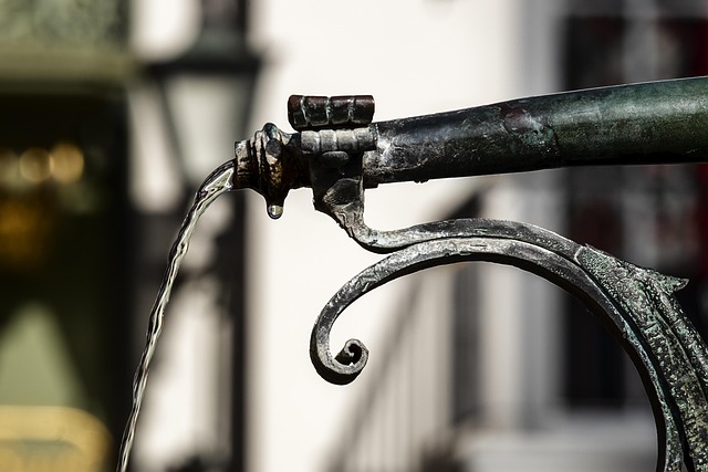 fountain, outdoor fountain