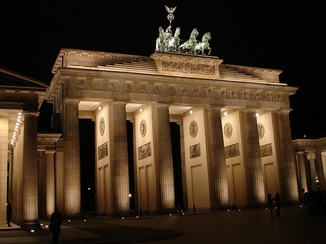 gate-640x480-3836900.jpeg