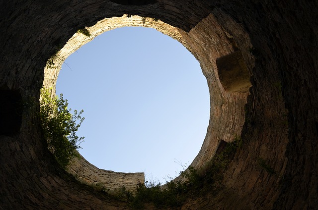 gate-640x480-65814369.jpeg