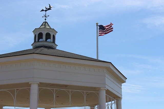 gazebo-640x480-25733451.jpeg