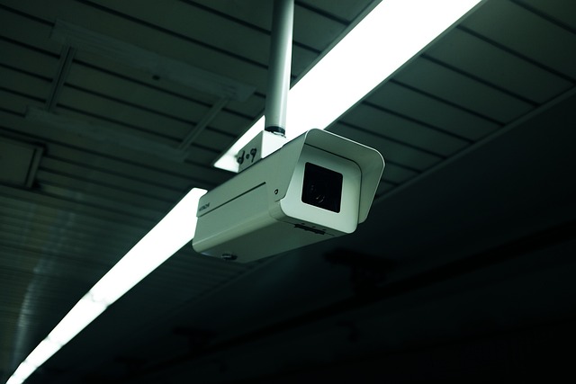home-security-cctv-640x480-21806377.jpeg