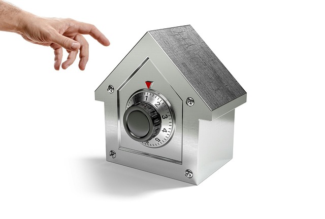 home-security-home-640x480-69530411.jpeg