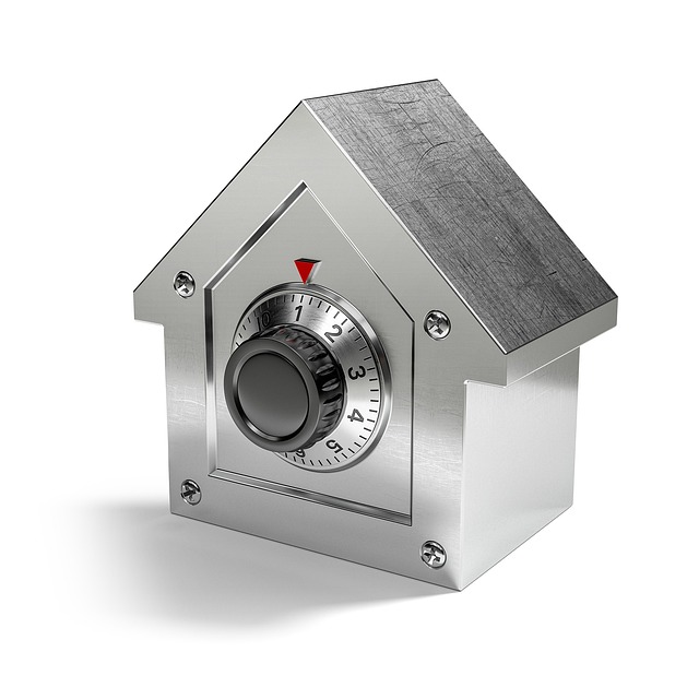 house-door-lock-home-security-home-lock-640x480-16632526.jpeg