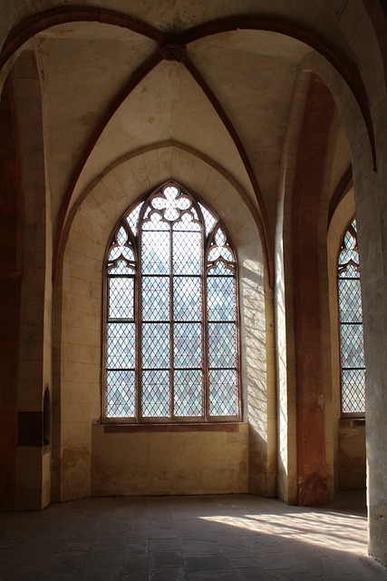 house-window-window-640x480-27169658.jpeg