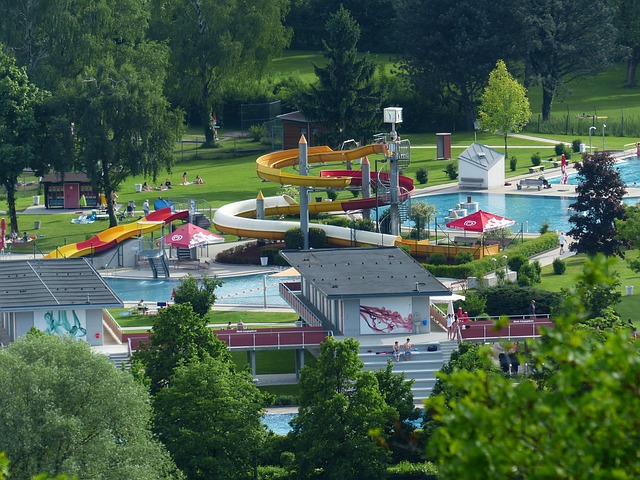 inflatable-water-slides-640x480-29140583.jpeg