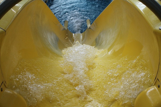 inflatable-water-slides-640x480-39857790.jpeg
