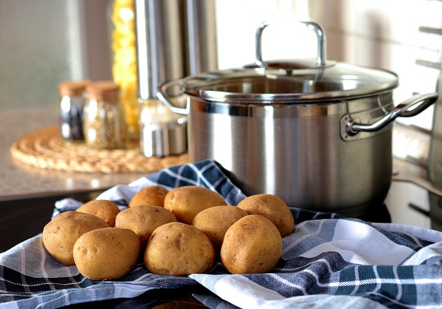 kitchen-640x480-22045691.jpeg