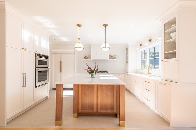 kitchen-640x480-39284203.jpeg