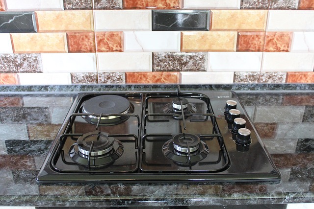 kitchen-640x480-49206539.jpeg