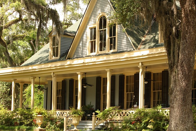 landscaping-640x480-80664506.jpeg