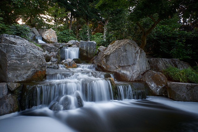 landscaping-640x480-9857246.jpeg