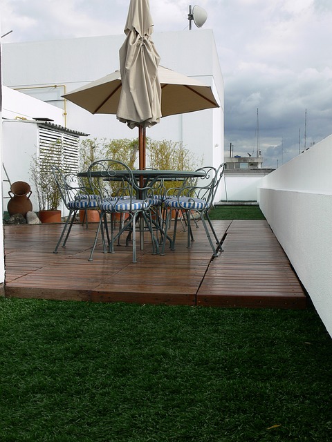 landscaping-backyard-garden-640x480-7351920.jpeg