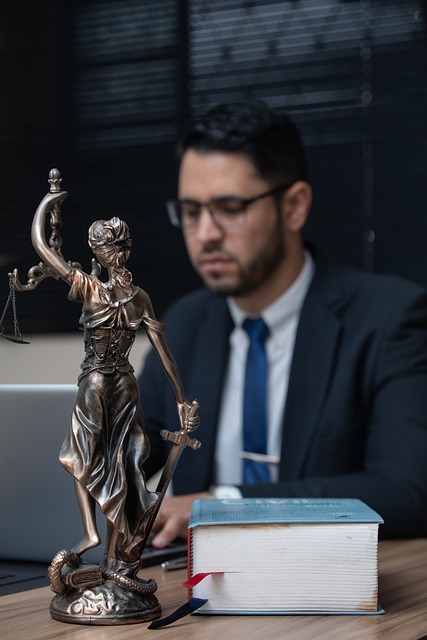 lawyer-family-asset-inheritance-640x480-15220449.jpeg