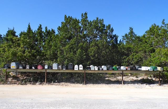 mailbox-640x480-83403093.jpeg