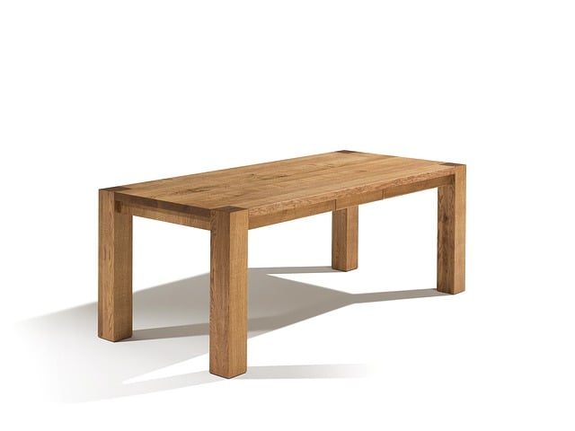 metal-furniture-640x480-62239967.jpeg