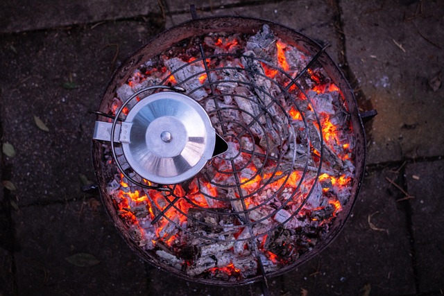 outdoor-fireplace-640x480-49806063.jpeg