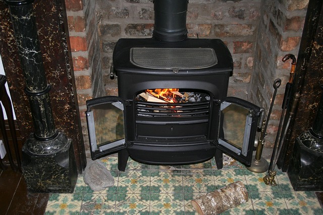 outdoor-fireplace-640x480-52365706.jpeg