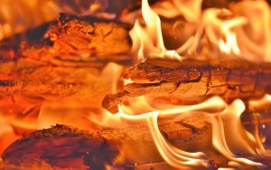 outdoor-fireplace-640x480-73807978.jpeg