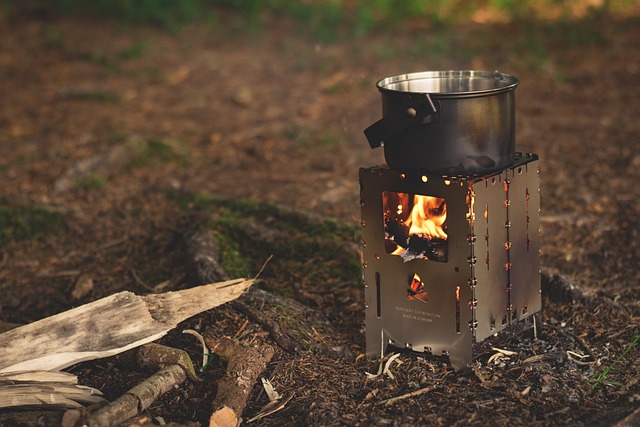 outdoor-fireplace-640x480-82127875.jpeg