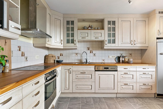 outdoor kitchen