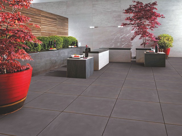 outdoor seating, outdoor seat