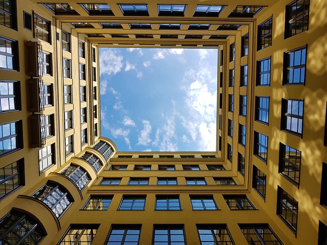 patio-640x480-5378533.jpeg