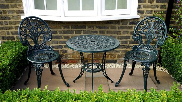 patio, outdoor living area