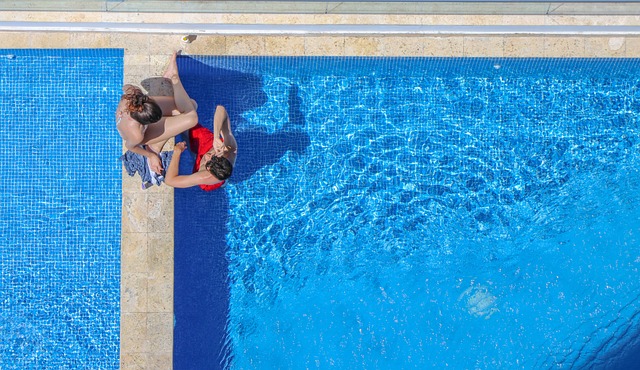 pool deck, pool surround, pool, swimming pool