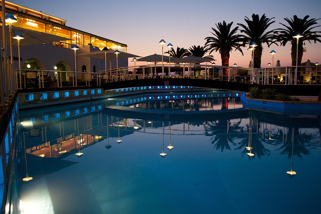 pool deck, pool surround, pool, swimming pool