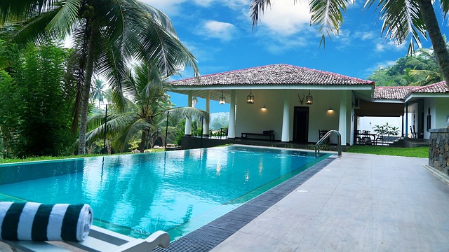 pool deck, pool surround, pool, swimming pool