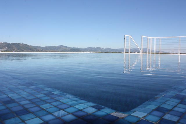 pool deck, pool surround, pool, swimming pool