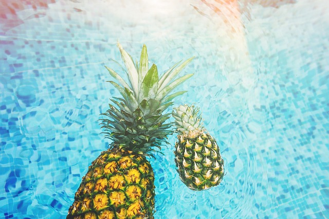 pool deck, pool surround, pool, swimming pool