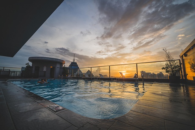 pool-deck-pool-surround-pool-swimming-po-640x480-97984740.jpeg