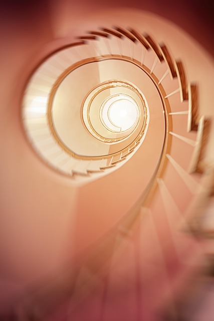 Mixed-Material Railings: Blending Metal, Glass, Wood, and Stone for Contemporary Stairs